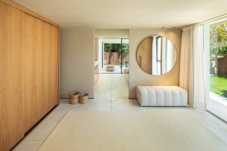 153b90f6ad6681a9ec5525787bc4fd92 - 14