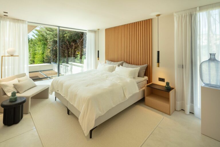 153b90f6ad6681a9ec5525787bc4fd92 - 7