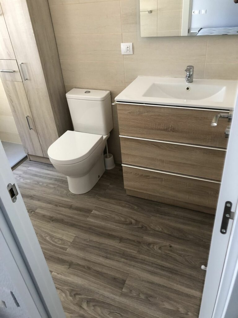 188941d50d5240a2557847b9fcb2365c - 10