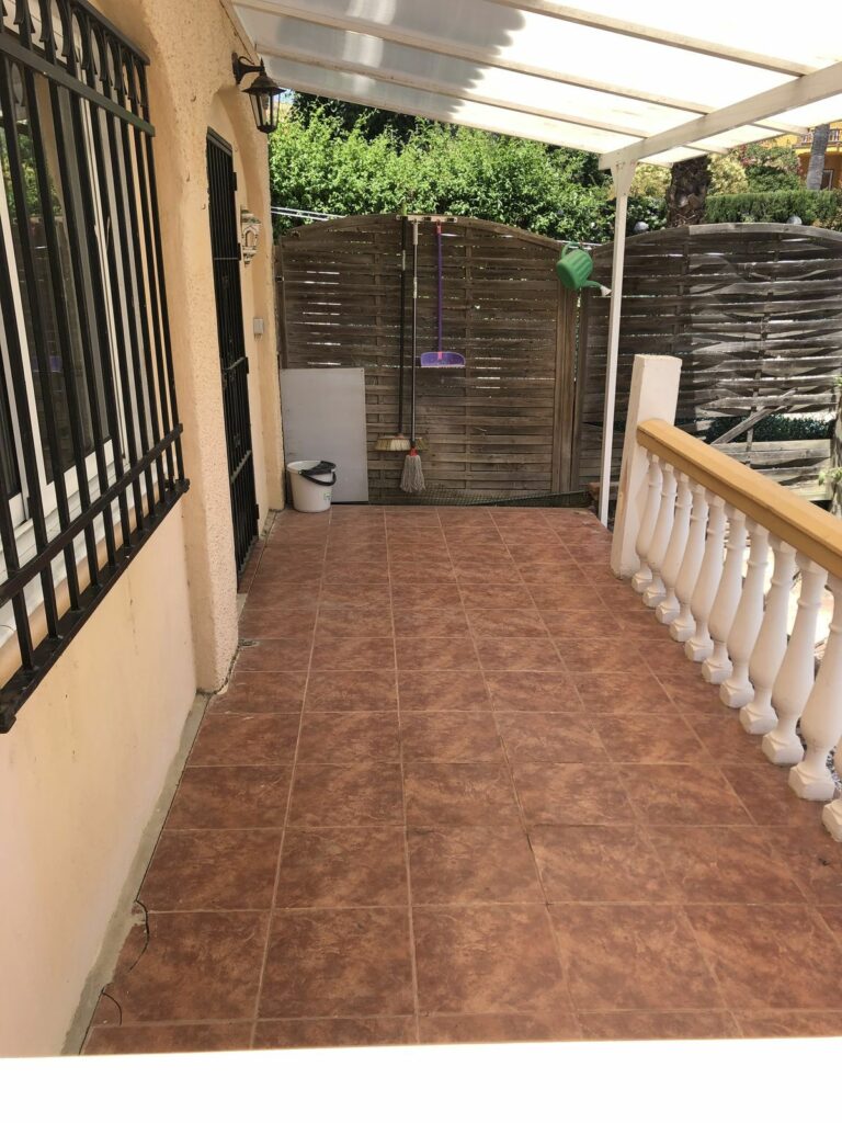 188941d50d5240a2557847b9fcb2365c - 13