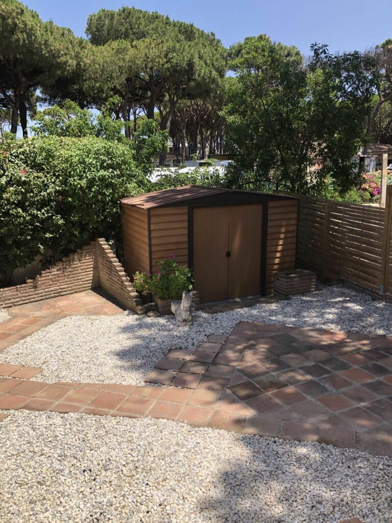 188941d50d5240a2557847b9fcb2365c - 15