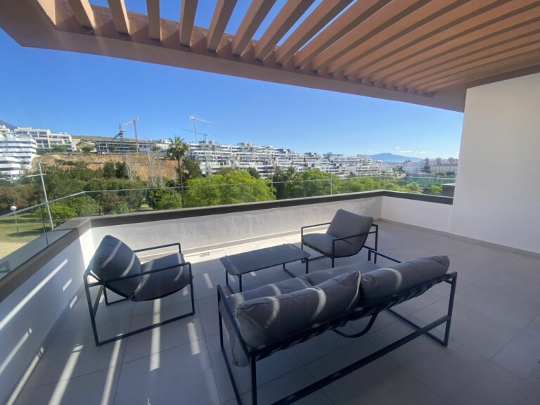 18a047090f0c2c1aaba23ad52258b616 - 1