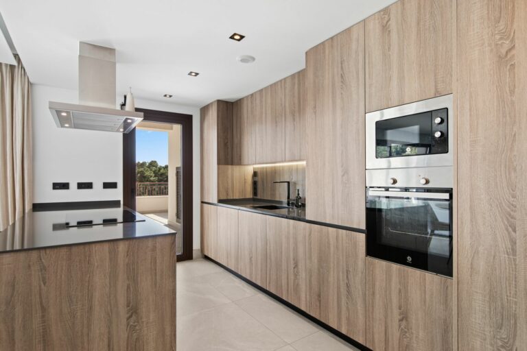 1944bf629588bb32684b73684383fd1d - 12