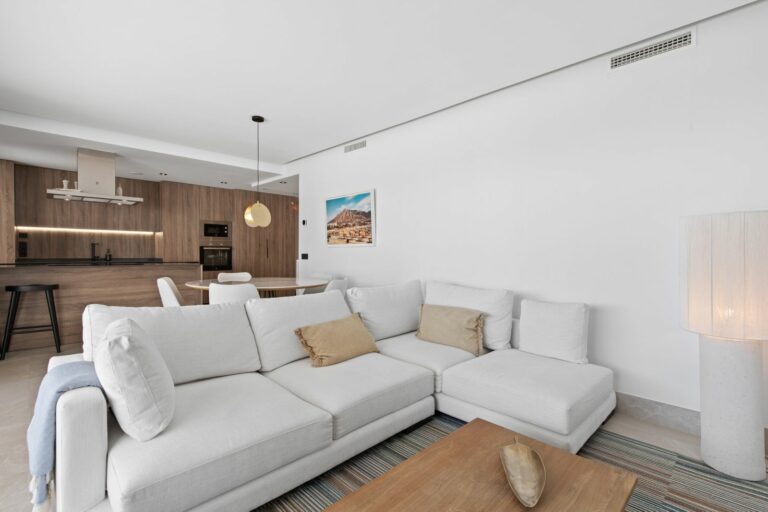 1944bf629588bb32684b73684383fd1d - 4