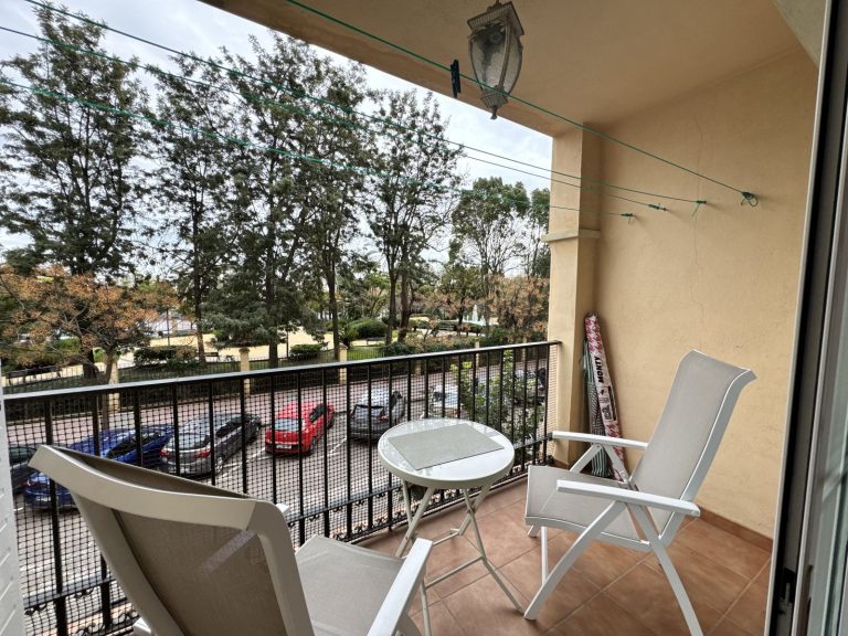 196ff2a0d6b1bcf1f82d1a43b315c32a - 6