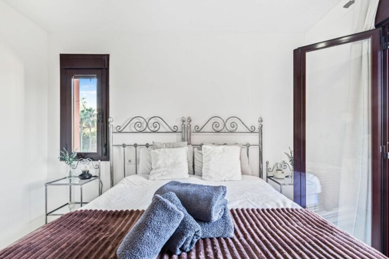 19a004bb0a298506b570bbddf0c692d5 - 15