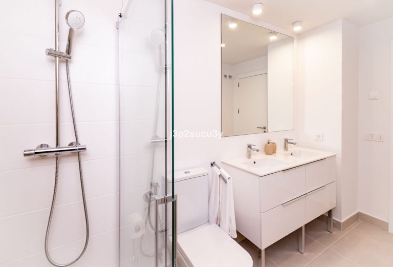 1a71f4bf0aa9cc6299f5601d85fcd80d - 16