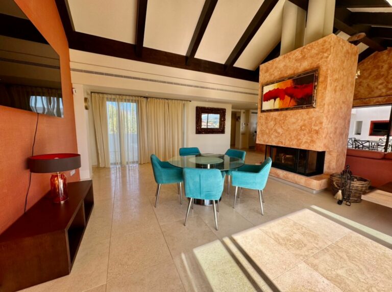 1b2167c6c9b91315419bc127a381dbb9 - 11