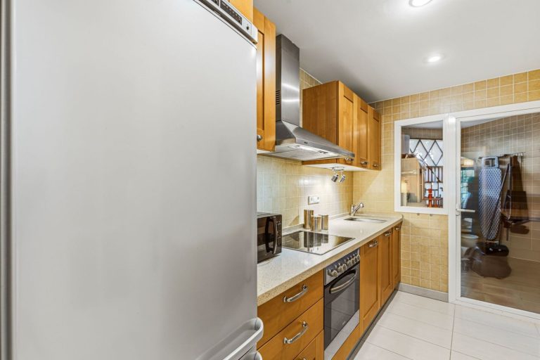 1bb25dbb17f3fc5a06ba092cfcd58e5e - 13