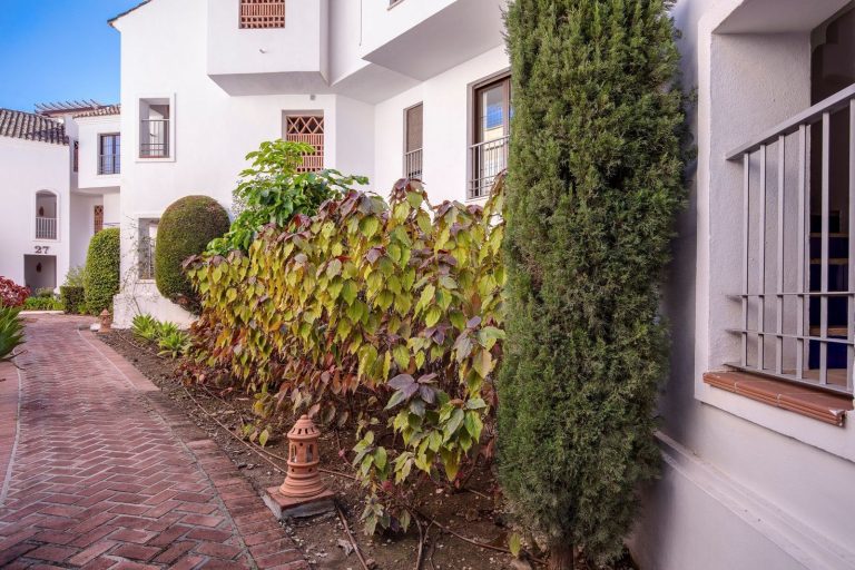 1bb25dbb17f3fc5a06ba092cfcd58e5e - 2