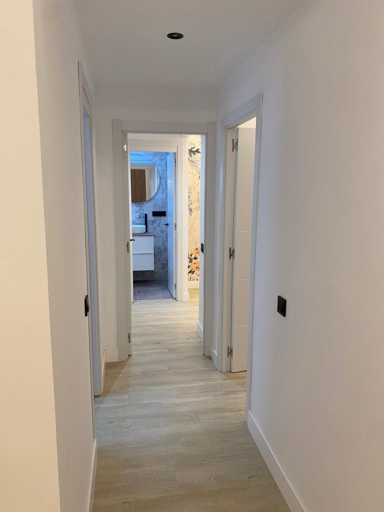 1c4e8560c2daa2d47a027e480203198e - 15