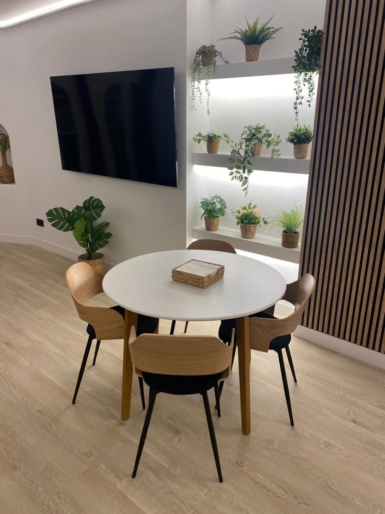 1c4e8560c2daa2d47a027e480203198e - 6