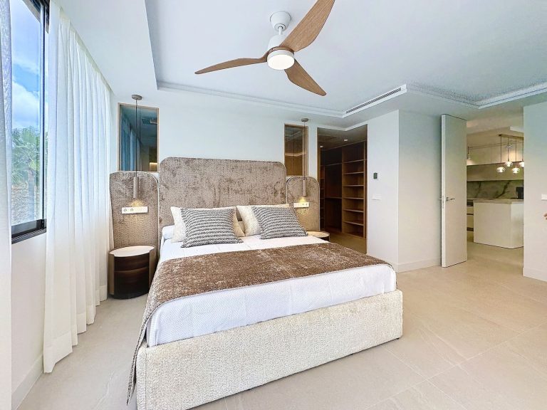 1cf1c6d09c8b9035ed0939776114fda2 - 1