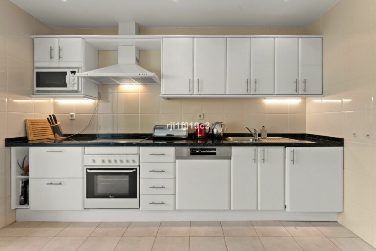 1d2cab7e23f6c1d52a0481e5d9af02be - 11