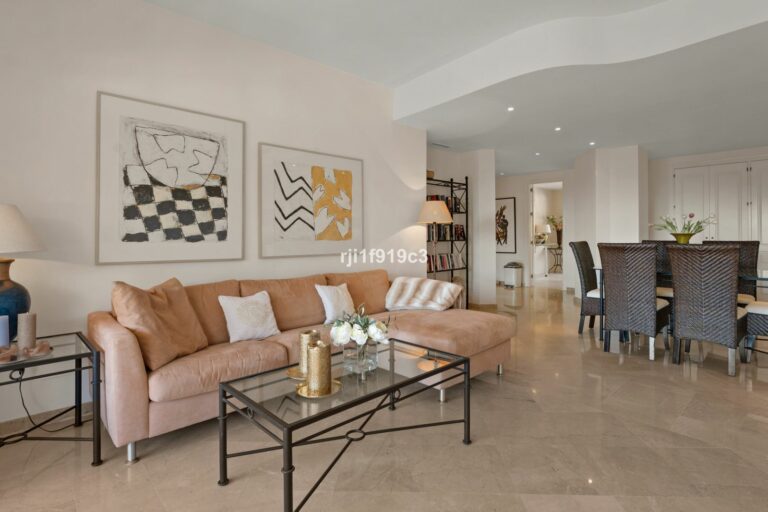 1d2cab7e23f6c1d52a0481e5d9af02be - 15