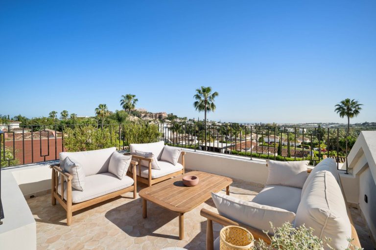 1d6ec1beecd2b731607b7781888ee4e4 - 16