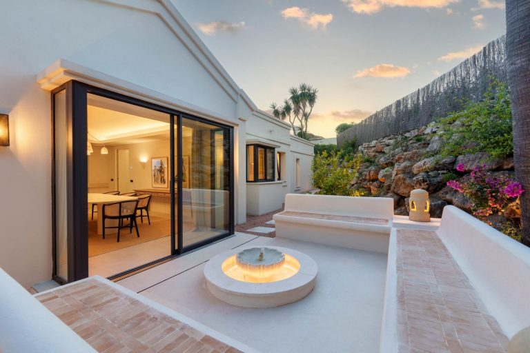 1d6ec1beecd2b731607b7781888ee4e4 - 9