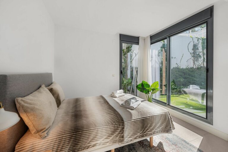 1f1e3571afff93c8ee899e781474e7f1 - 14