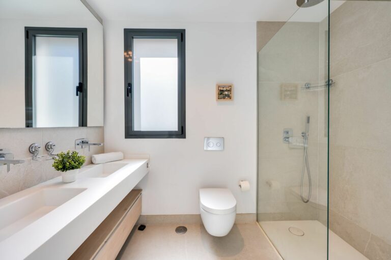 1f1e3571afff93c8ee899e781474e7f1 - 16