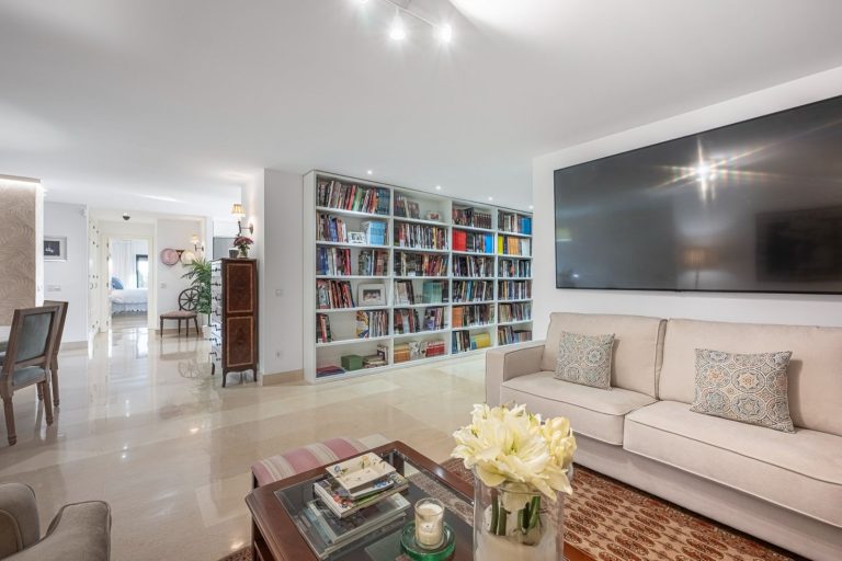 2036e53093560f2c4736ebf7ff07fe86 - 9