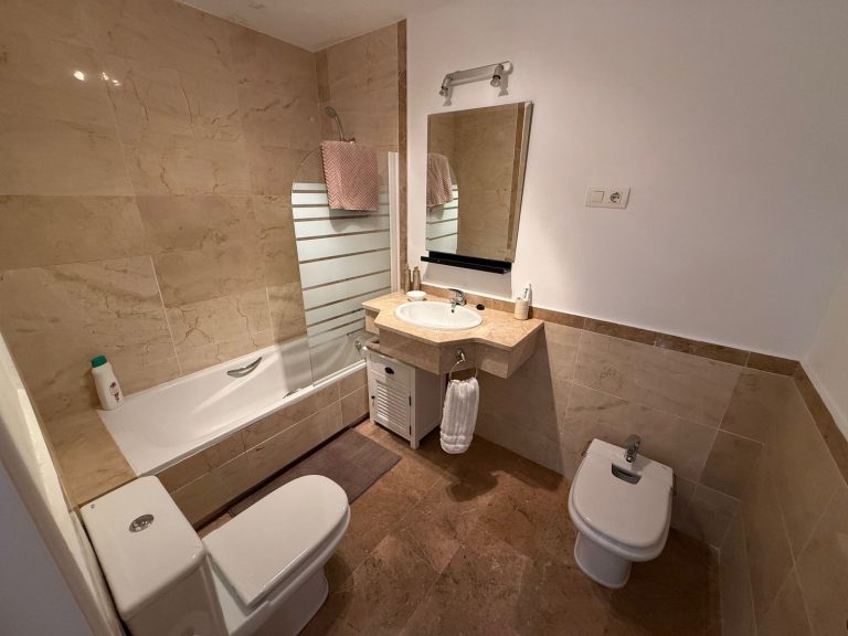 20a6d5179342c3dc9e2eb0412de15523 - 12