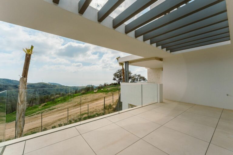 21b9a4b7977b3c2cf4d4155e903cc782 - 11