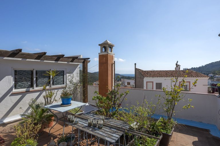 22326e4fc9529123cd06c7c1aef4ff71 - 1