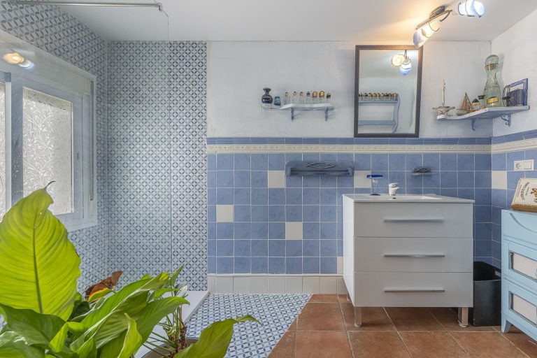 22326e4fc9529123cd06c7c1aef4ff71 - 16