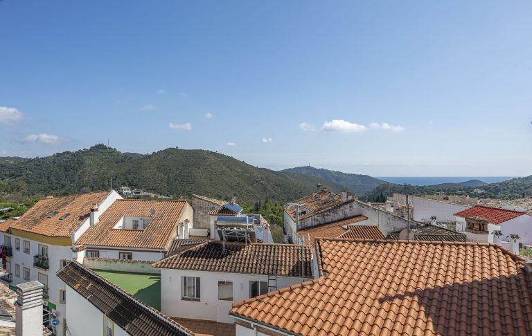 22326e4fc9529123cd06c7c1aef4ff71 - 4