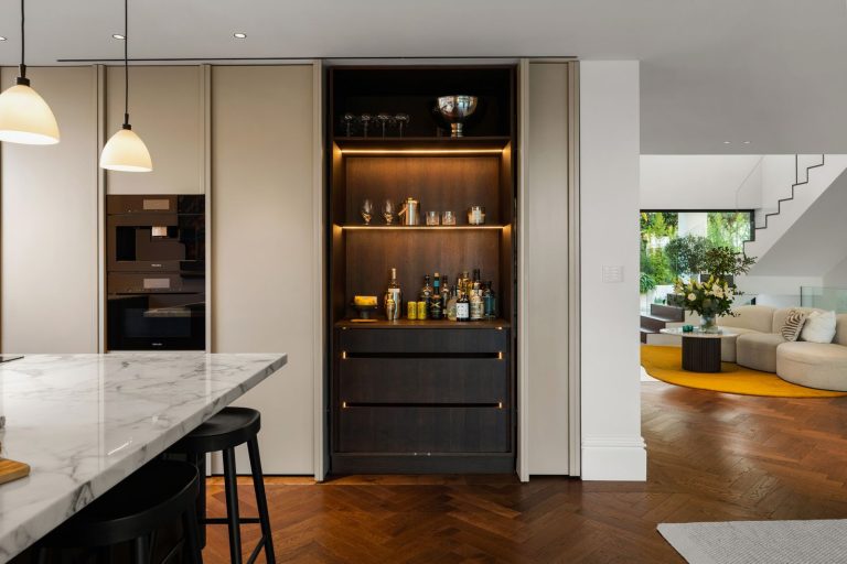 22fce7a035204c023bcc8eb875def644 - 8