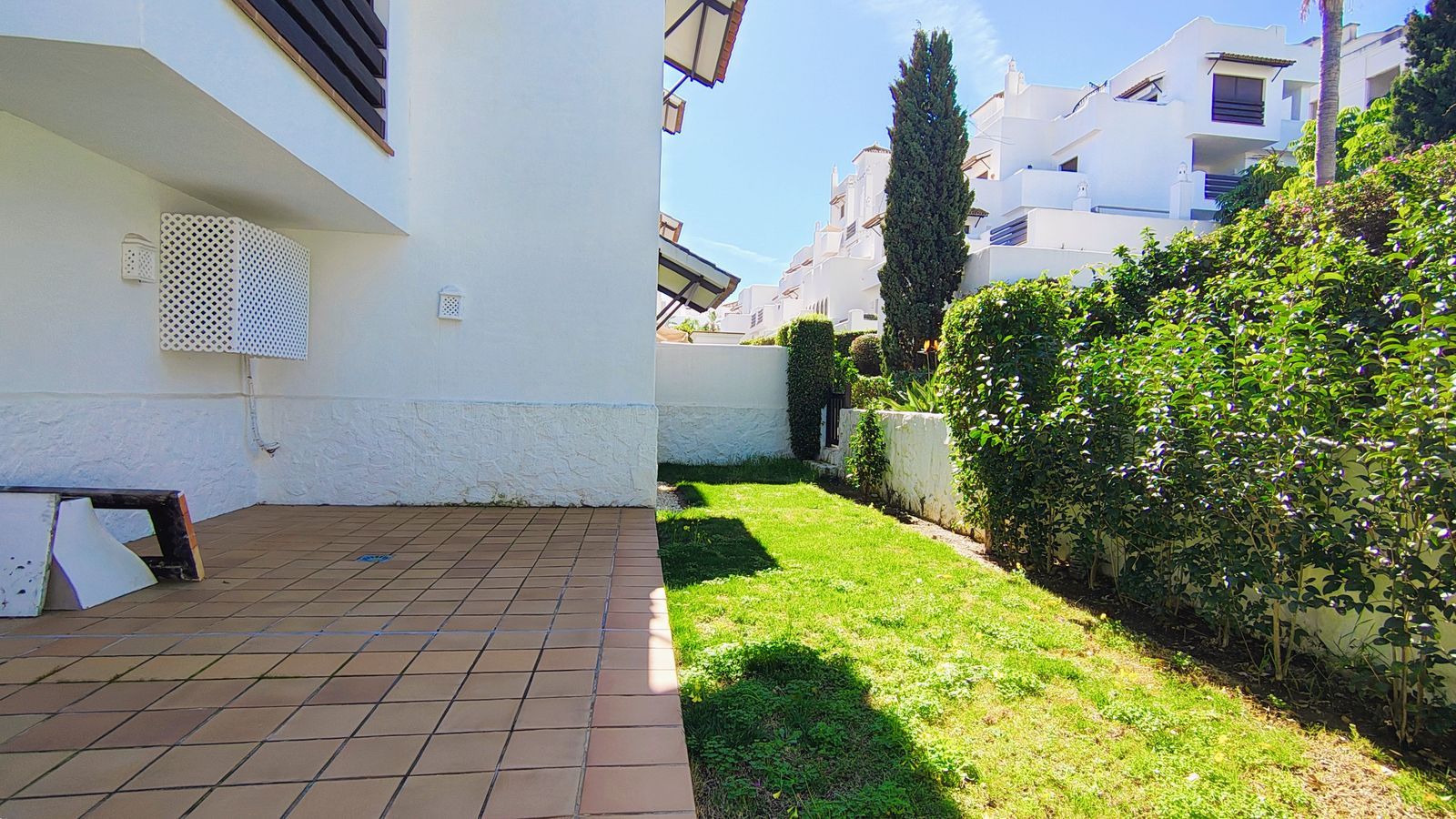 23c85d749b51cfcbc9c171920877da6a - 13