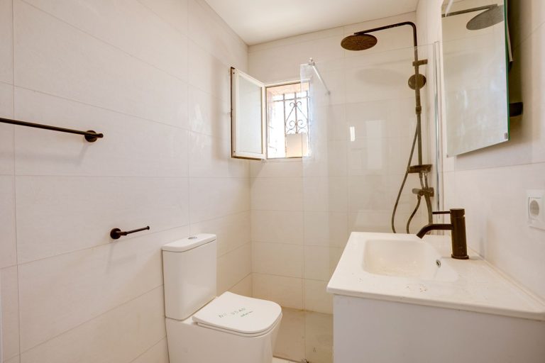 249679aaa1c65d7c45d716b81babfac5 - 10