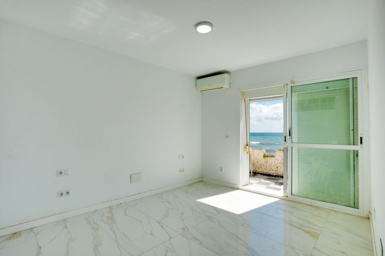 249679aaa1c65d7c45d716b81babfac5 - 11