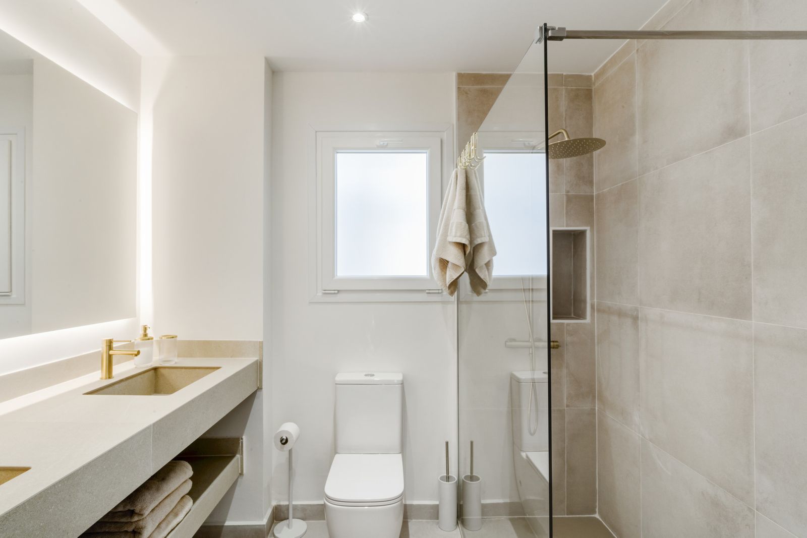 25574addbcd5caf06a12f363650cc621 - 16