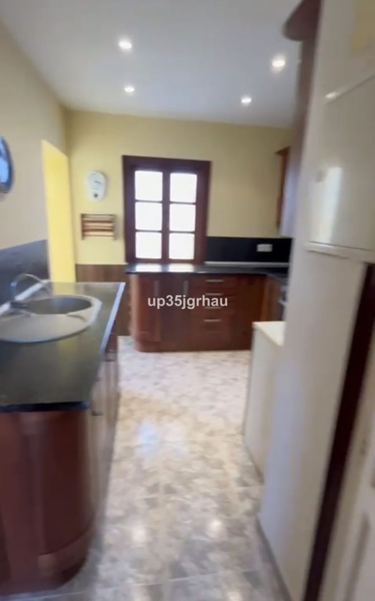 25e23157a7d063782e5f9d6b50759d00 - 11