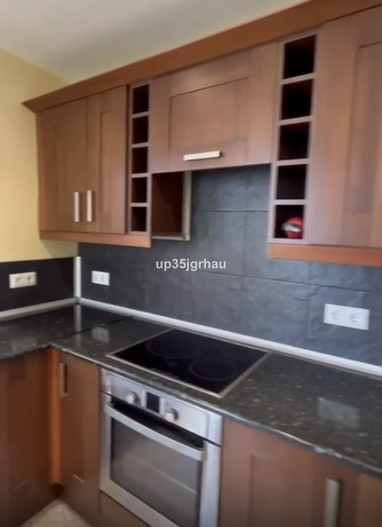 25e23157a7d063782e5f9d6b50759d00 - 2