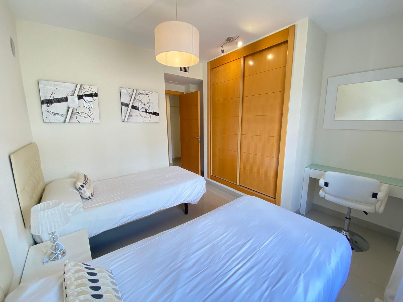 263905d2869e17ba34eb3455460bb3b3 - 13