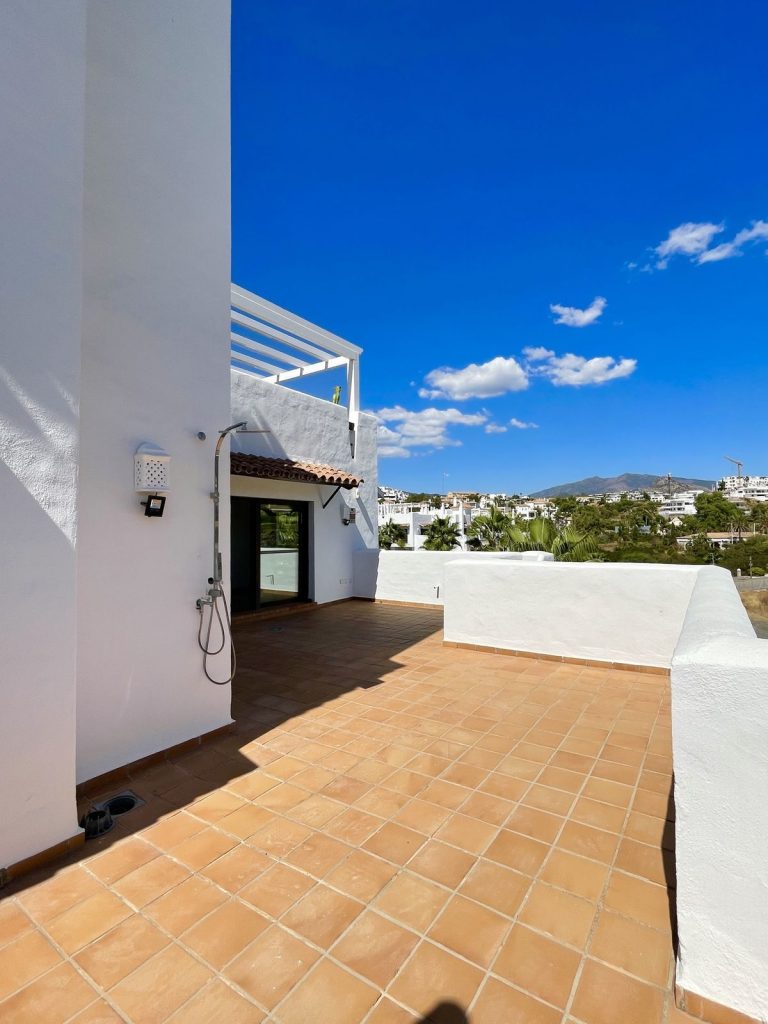 265a20a760feb7c6fe7d16d30be656f9 - 13