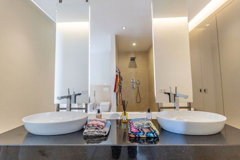 2686e949663e3cb2718d21e43de8396a - 15