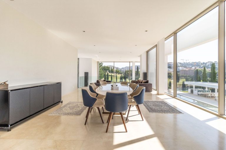 2686e949663e3cb2718d21e43de8396a - 7