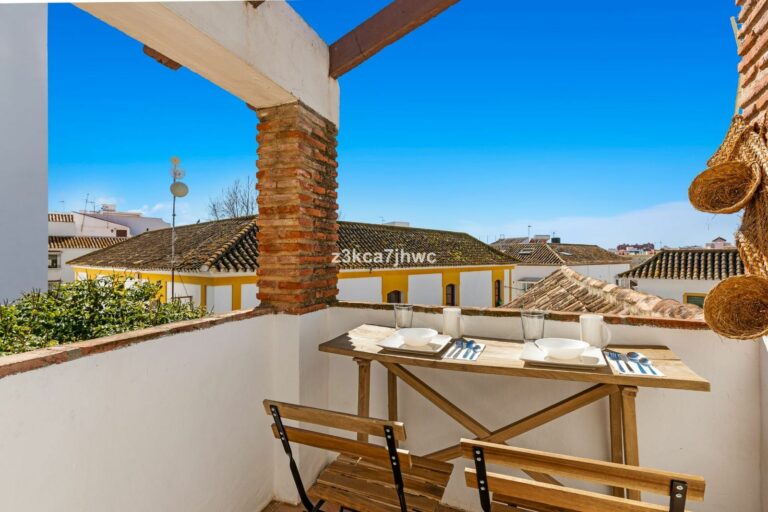 270a8d3cb449bbf8f6cd9b7ea5dfdc34 - 1