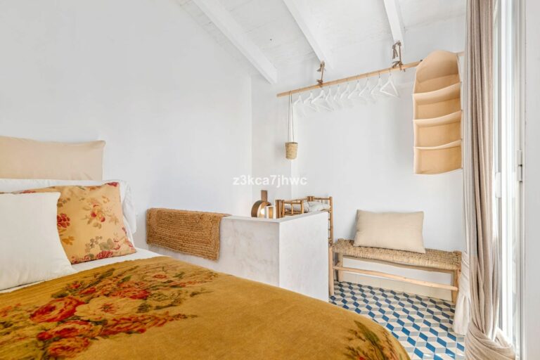 270a8d3cb449bbf8f6cd9b7ea5dfdc34 - 9