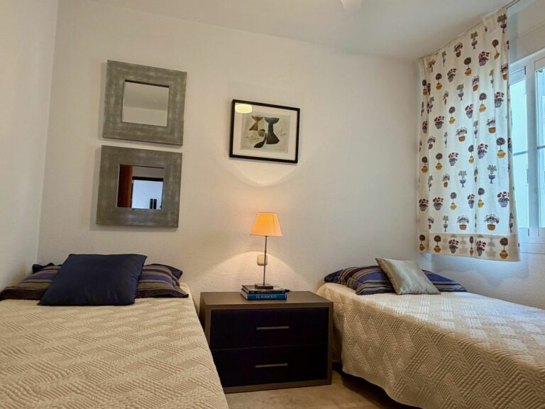 271bf7987540a770d5fd051739efd601 - 16