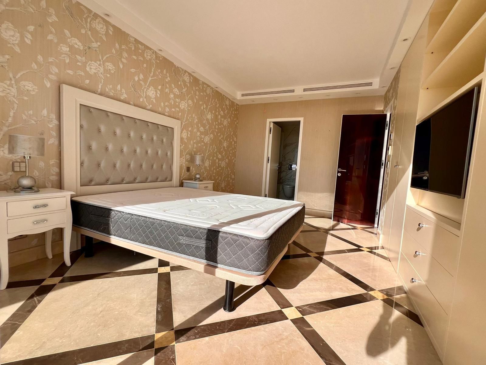 2827f14b116bdfb84a7bac3985d99861 - 15