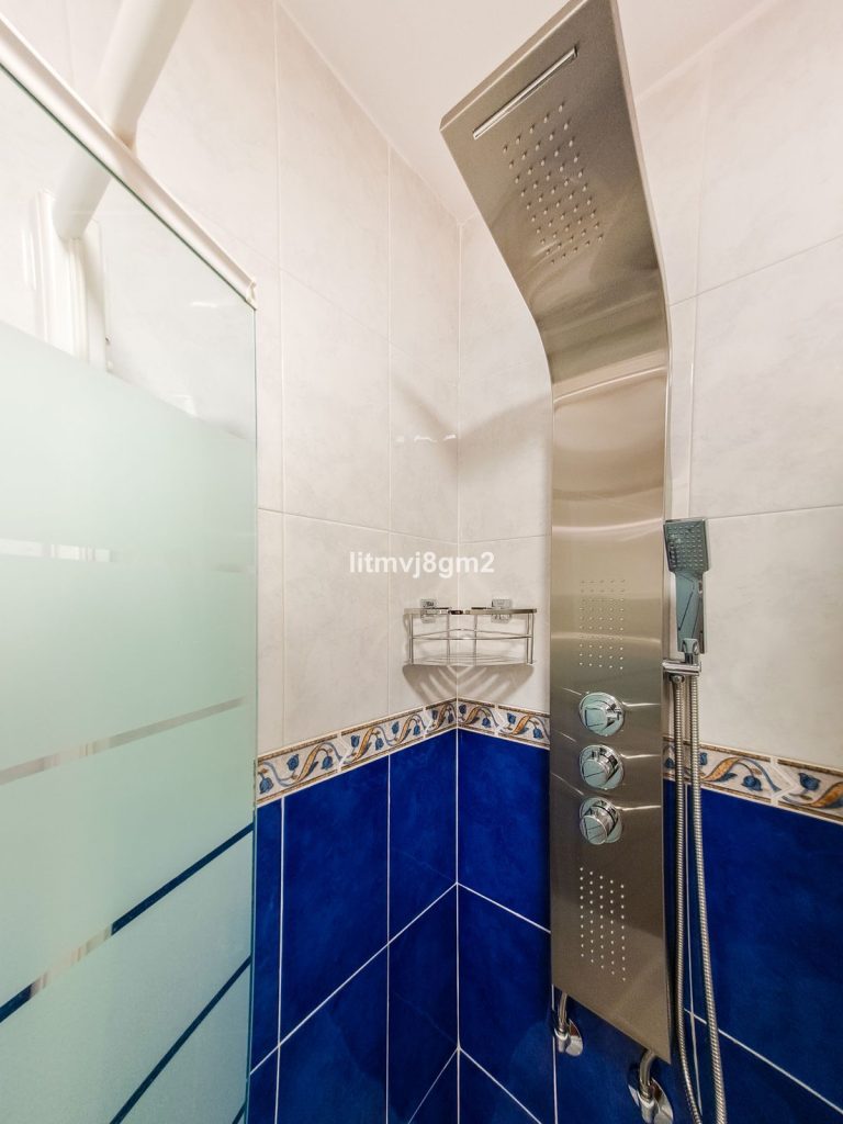 291a1565227f4c0de659ddd82077f454 - 16