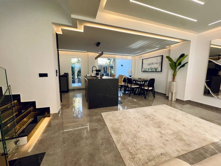 2a16f96120290a219e03fa2c033731b9 - 2