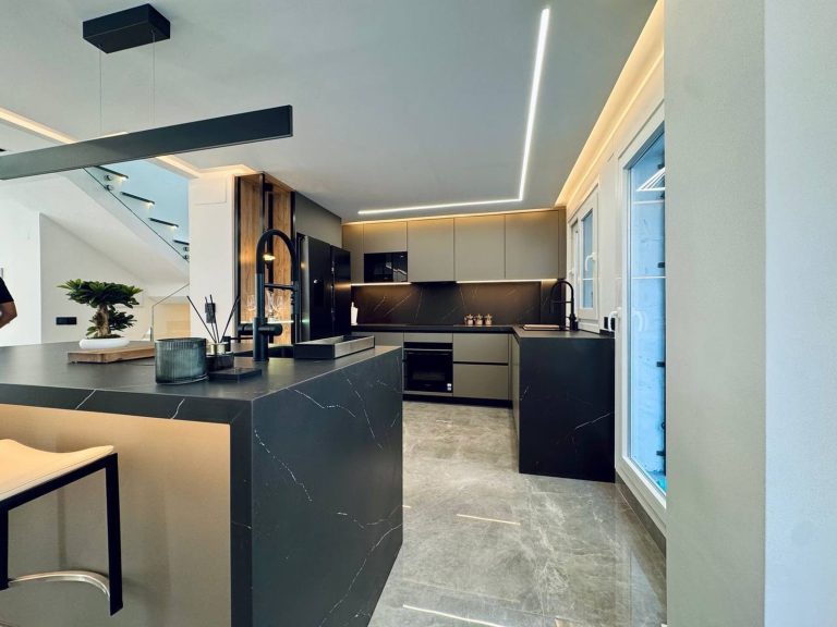 2a16f96120290a219e03fa2c033731b9 - 8