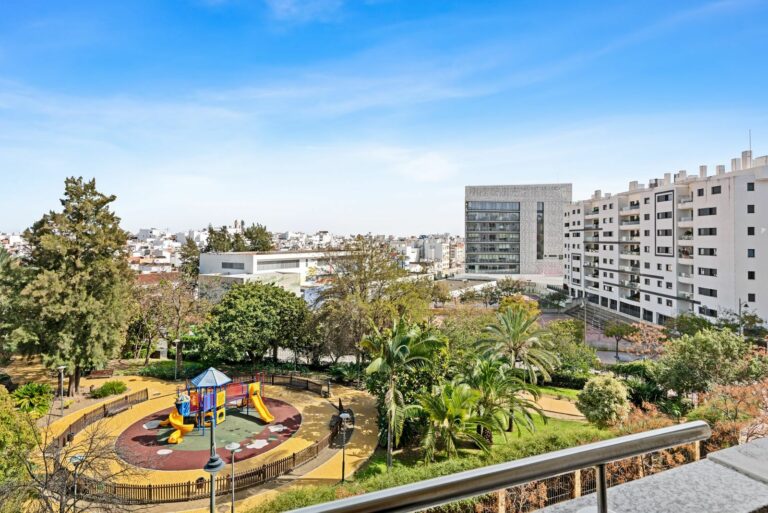 2a88ae15801097d4cd0d77d33706e08f - 1