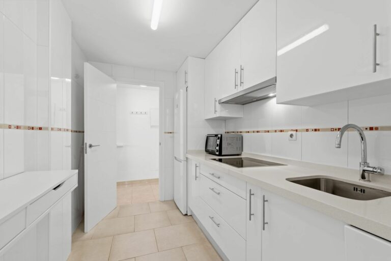 2a88ae15801097d4cd0d77d33706e08f - 9