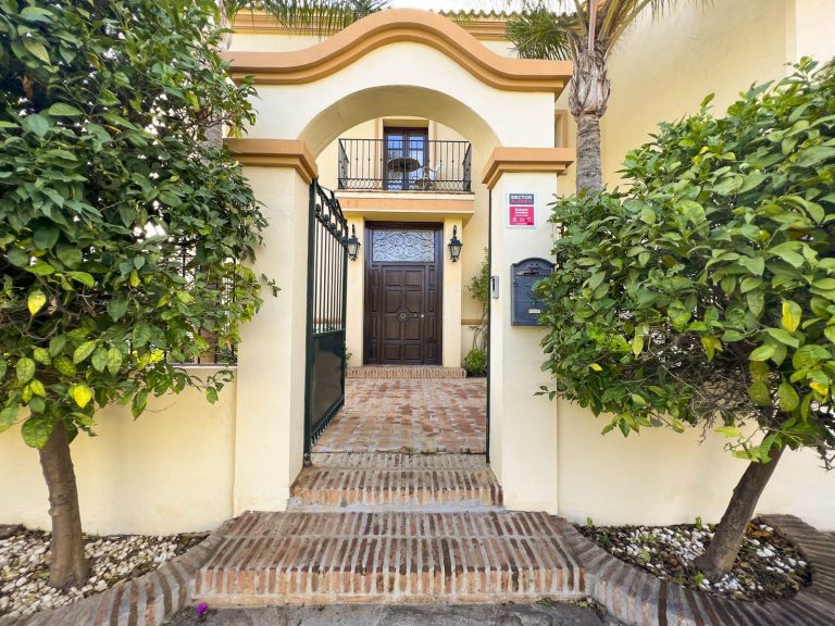 2b4de797b9fca134a95f9522c0390c26 - 2